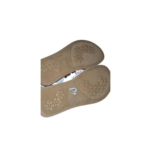 Toddler Girls White Flower Gladiator Sandals 7M With Floral Cutout Design & Ankl - Picture 4 of 4